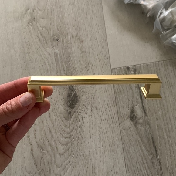 Set of 10 5 in. (128 mm) Brushed Brass Drawer Pull Traditional Small Handle gold - Picture 7 of 9